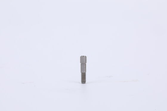 İyi bir fiyat. Sınıf 5 Tıbbi Titanyum Alaşımı İmplant Abutment Screw Korozyona Dayanıklı çevrimiçi